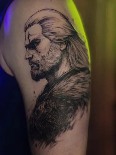 Niebieskie Migdały Pracownia Tatuażu